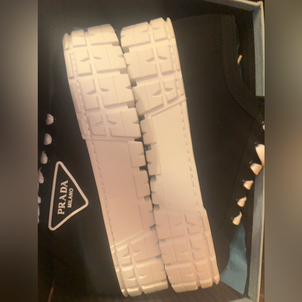 Double Wheel Nylon Gabardine Sneakers